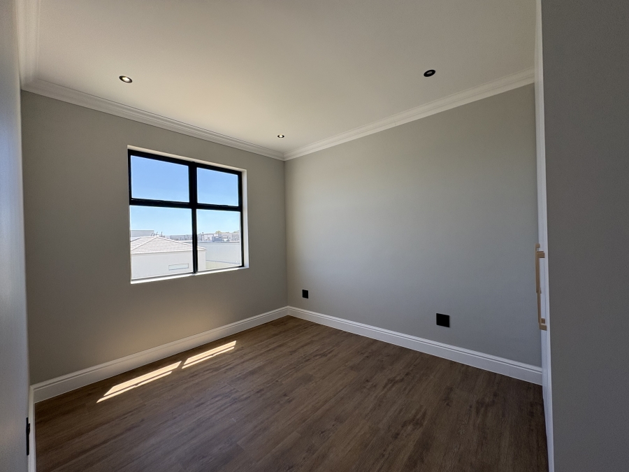 4 Bedroom Property for Sale in Sandown Western Cape